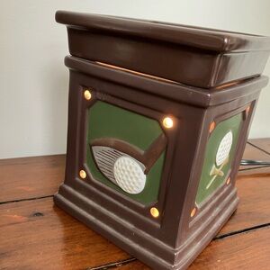 Scentsy Golf-Themed Brown and Green Wax Warmer.  Works great!